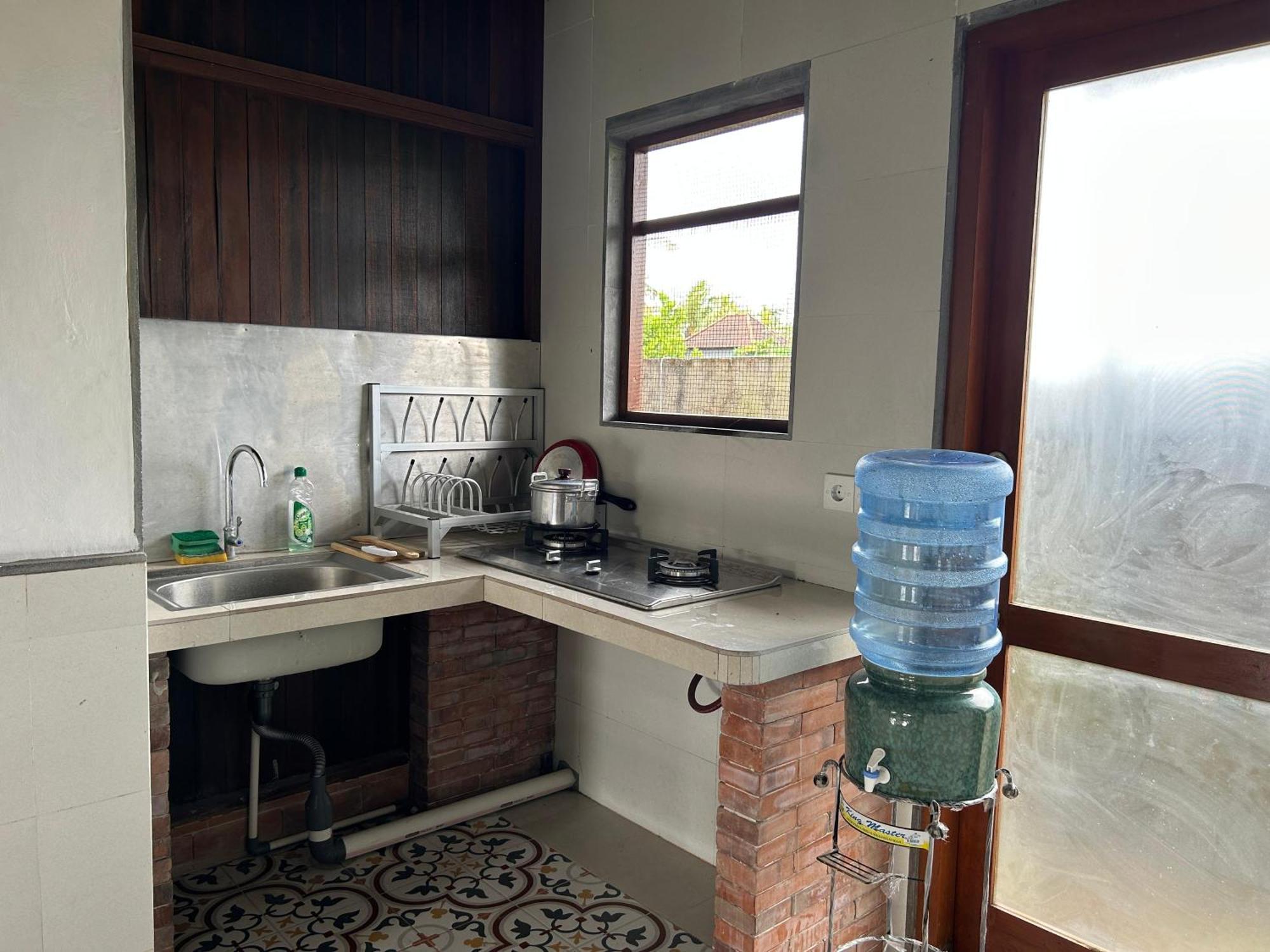 Ketut's Place Penestanan Apartment